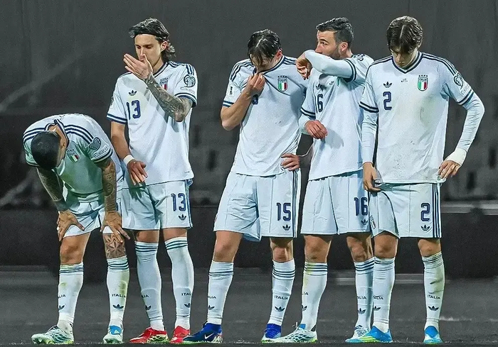 世界杯高清直播app下载入口-从四星荣耀到连续三届缺席：意大利足球的“慢性死亡”绝非偶然！|世界杯|附加赛|意甲|亚历山德罗·巴斯托尼|意大利足球队_新浪新闻